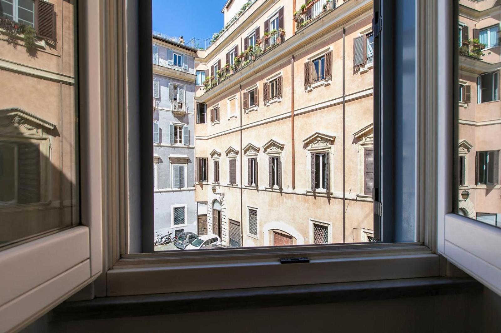 Exclusive House Ghetto Apartment *